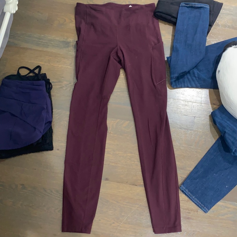 Maroon lulu leggings